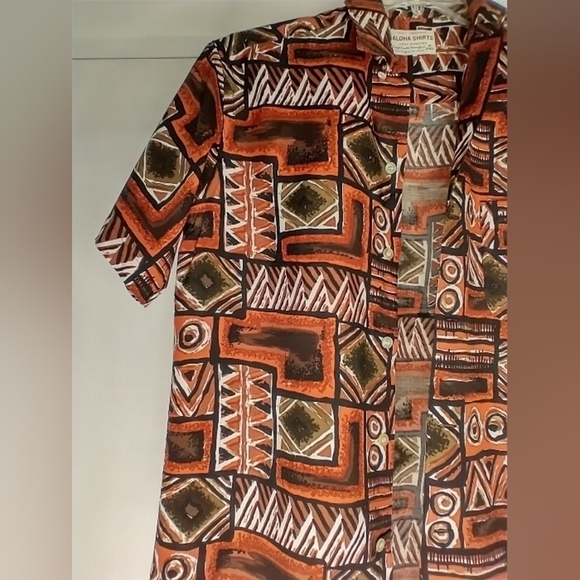 RARE RAYON HAND SCREENED ALOHA SHIRT - Picture 2 of 11